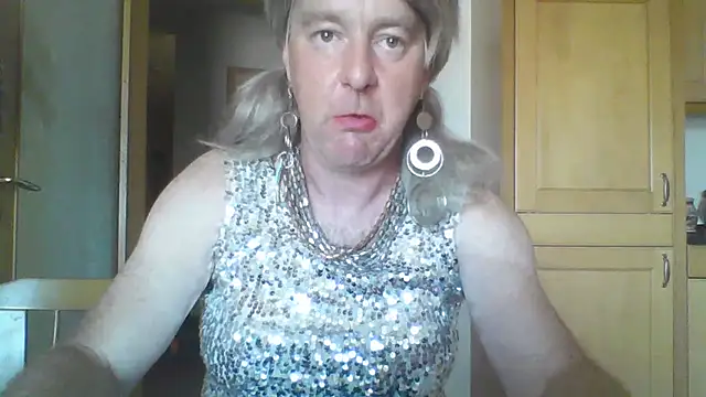 sexynadinets89 online show from 26, 6, 2026