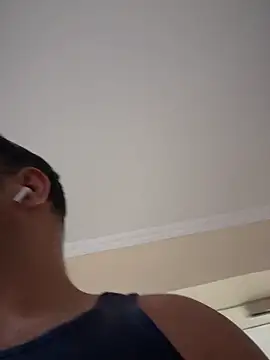 SecretlyDD online show from 28, 2, 2025