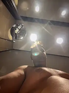 SecretlyDD online show from 4, 3, 2025