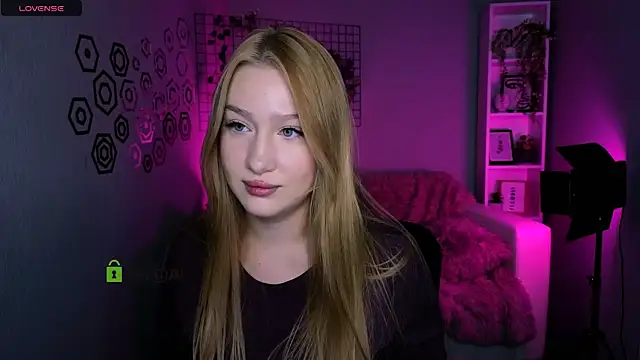 playful sophie online show from 17, 11, 2025