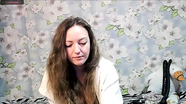 KattyLuuu online show from 1, 3, 2025