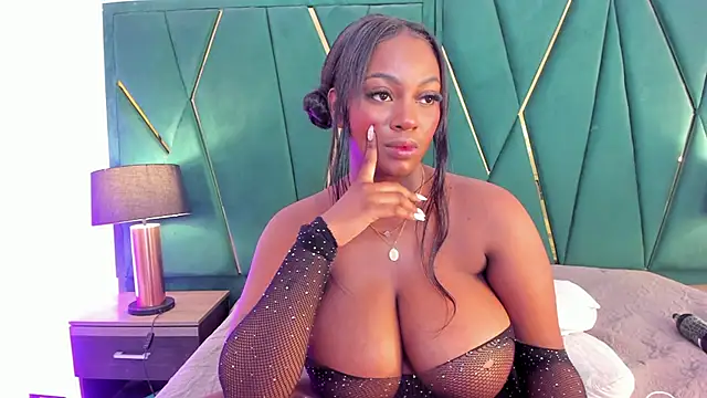 Snapshot of Tamara_Myller chatting on 23, 12, 2024 Tamara Myller online show from 23, 12, 2024