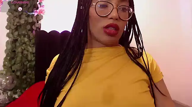 Snapshot of AmyBriiggs chatting on 1, 2, 2025 AmyBriiggs online show from 1, 2, 2025