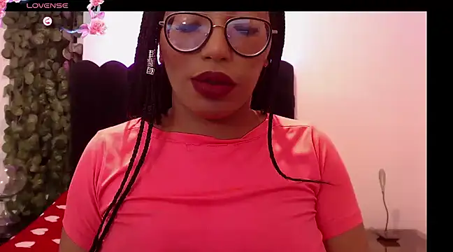 Snapshot of AmyBriiggs chatting on 7, 2, 2025 AmyBriiggs online show from 7, 2, 2025
