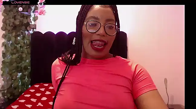 Snapshot of AmyBriiggs chatting on 7, 2, 2025 AmyBriiggs online show from 7, 2, 2025