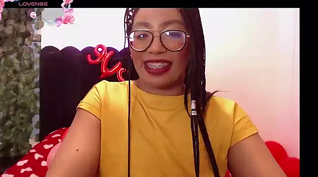 Snapshot of AmyBriiggs chatting on 15, 2, 2025 AmyBriiggs online show from 15, 2, 2025