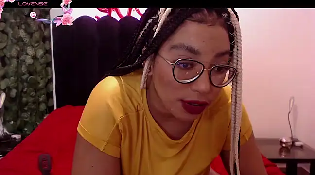 Snapshot of AmyBriiggs chatting on 3, 3, 2025 AmyBriiggs online show from 3, 3, 2025