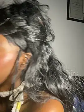 Zizi-campbel online show from 29, 1, 2025