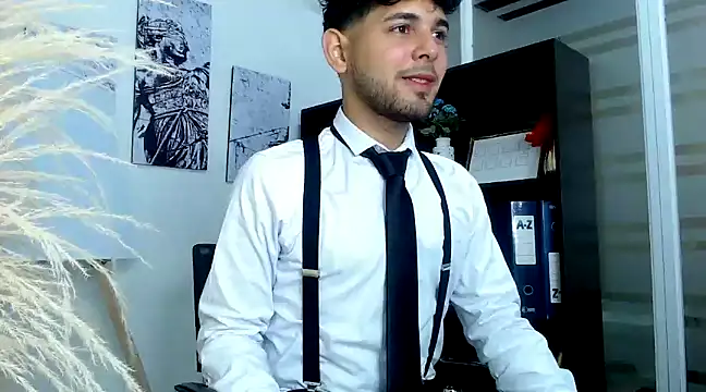 Snapshot of Samir_bear chatting on 15, 1, 2025 Samir bear online show from 15, 1, 2025