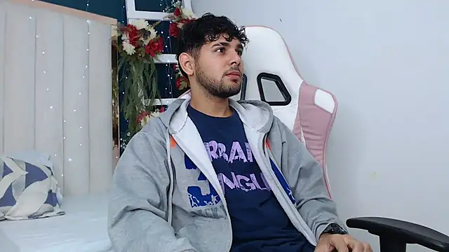 Snapshot of Samir_bear chatting on 17, 3, 2025 Samir bear online show from 17, 3, 2025