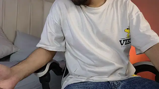 Samir bear online show from 13, 4, 2026