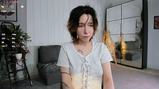 lilithlunna online show from 27, 12, 2024