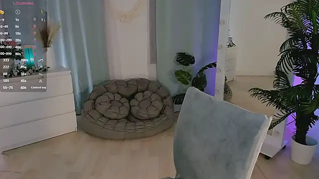 lilithlunna online show from 15, 11, 2025