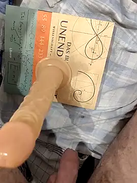 Snapshot of LeoSubLifestyle4You chatting on 2, 1, 2025 LeoSubLifestyle4You online show from 2, 1, 2025