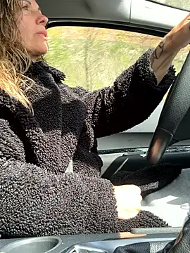 sansan2411 online show from 29, 3, 2026