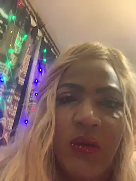 Snapshot of The-Beyonce chatting on 3, 1, 2025 The-Beyonce online show from 3, 1, 2025