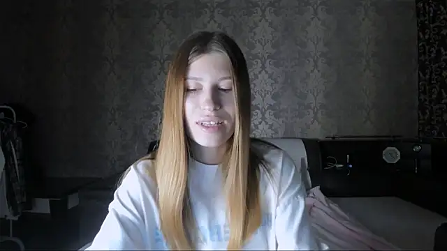 Agnes Allenn online show from 10, 10, 2025