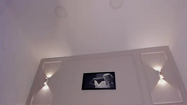 Snapshot of anniemartinezz chatting on 12, 2, 2025 anniemartinezz online show from 12, 2, 2025