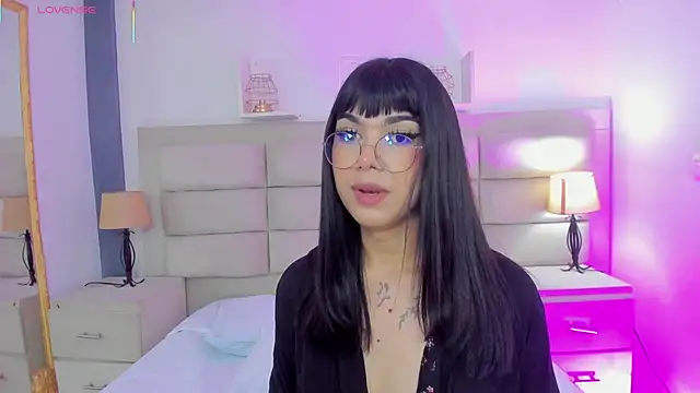 Snapshot of RoseCassie chatting on 24, 2, 2025 RoseCassie online show from 24, 2, 2025