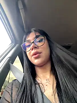 RoseCassie online show from 3, 11, 2025