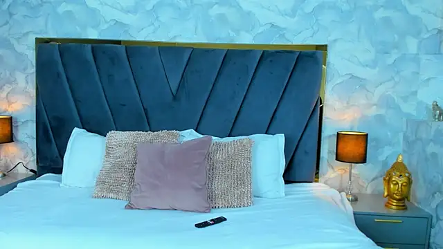 Snapshot of AinaraJimenez chatting on 31, 1, 2025 AinaraJimenez online show from 31, 1, 2025