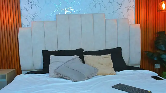 Snapshot of AinaraJimenez chatting on 6, 2, 2025 AinaraJimenez online show from 6, 2, 2025