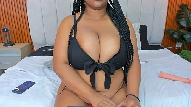 Snapshot of AinaraJimenez chatting on 22, 3, 2025 AinaraJimenez online show from 22, 3, 2025