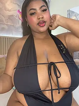 Snapshot of AinaraJimenez chatting on 20, 5, 2026 AinaraJimenez online show from 20, 5, 2026