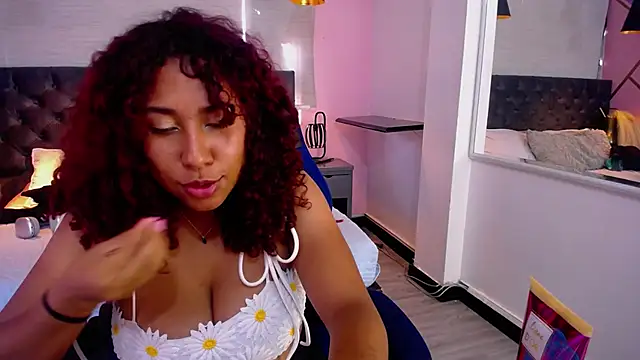 lauraltt online show from 9, 1, 2025