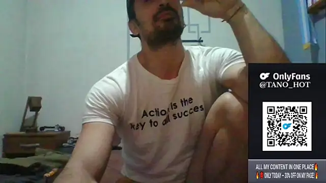 Snapshot of italianbighorse22 chatting on 12, 10, 2025 italianbighorse22 online show from 12, 10, 2025