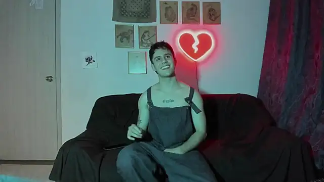 Snapshot of Antonello_Vannucci chatting on 30, 12, 2024 Antonello Vannucci online show from 30, 12, 2024