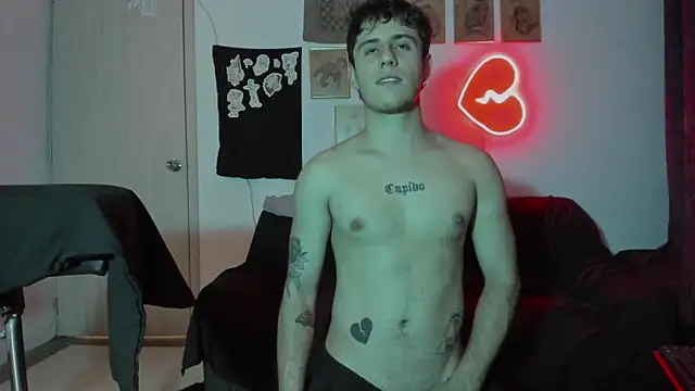 Snapshot of Antonello_Vannucci chatting on 13, 1, 2025 Antonello Vannucci online show from 13, 1, 2025