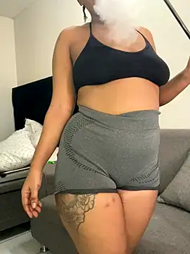 beverlyxxxx online show from 29, 11, 2025