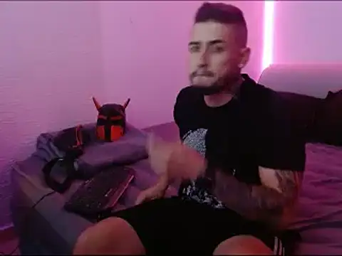 miia-liiam online show from 11, 1, 2025