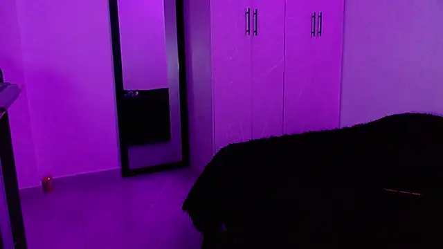 miia-liiam online show from 9, 4, 2026