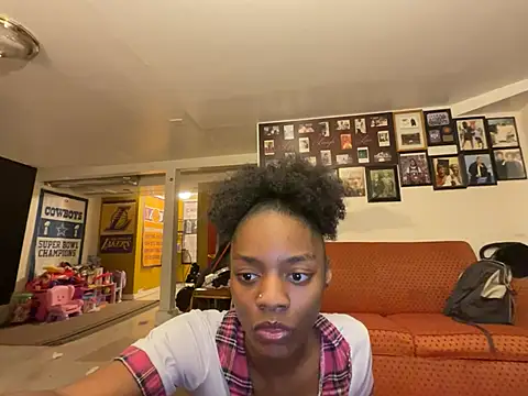 Supahead jinxx online show from 29, 1, 2025