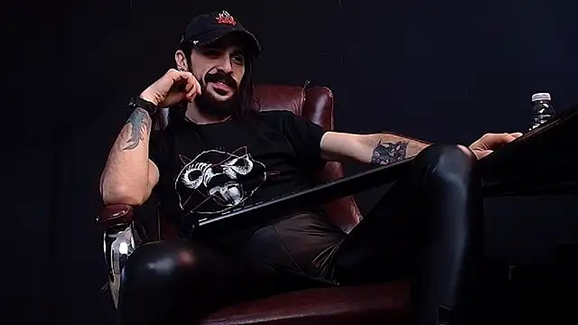 Snapshot of AxelColton chatting on 20, 1, 2025 AxelColton online show from 20, 1, 2025