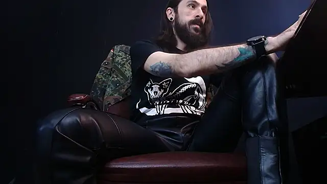 Snapshot of AxelColton chatting on 21, 2, 2025 AxelColton online show from 21, 2, 2025