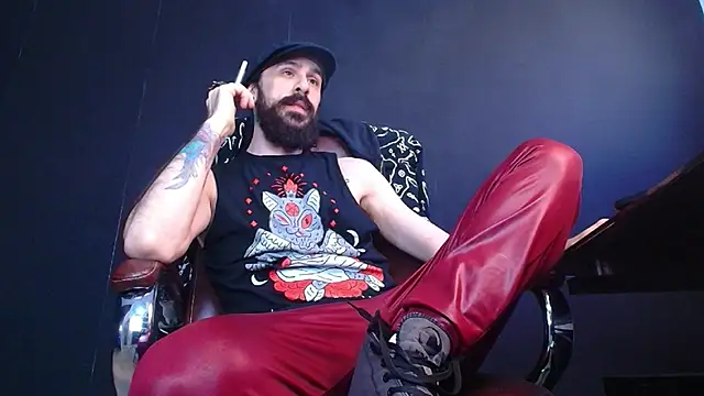 Snapshot of AxelColton chatting on 10, 3, 2025 AxelColton online show from 10, 3, 2025