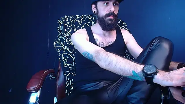Snapshot of AxelColton chatting on 12, 3, 2025 AxelColton online show from 12, 3, 2025