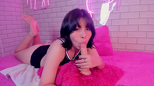 Snapshot of Lily_Martinez chatting on 25, 12, 2024 Lily Martinez online show from 25, 12, 2024