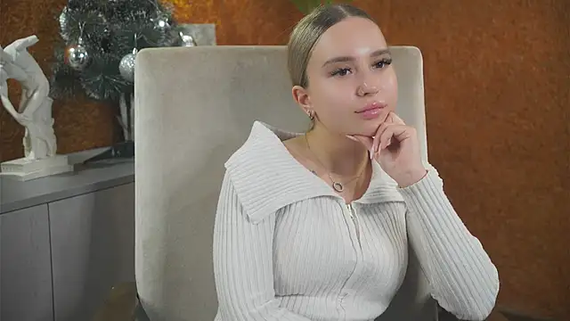 Snapshot of HildColden chatting on 21, 12, 2024 HildColden online show from 21, 12, 2024