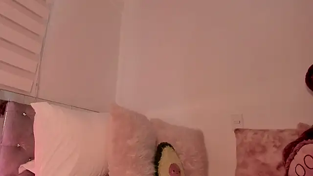 Snapshot of Alissonroses chatting on 24, 7, 2026 Alissonroses online show from 24, 7, 2026