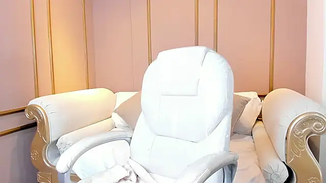 PerlaPreciosa online show from 12, 11, 2025