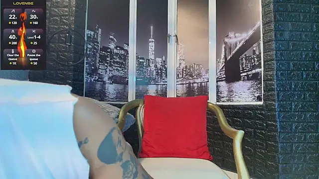 Snapshot of JhonyMiller_ chatting on 5, 1, 2025 JhonyMiller online show from 5, 1, 2025
