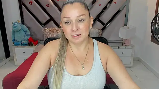 natalia5560 online show from 9, 10, 2025