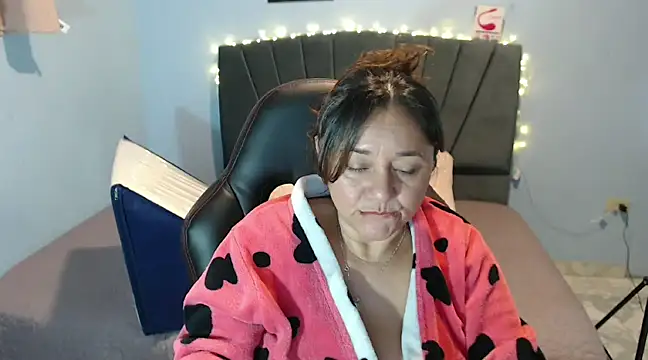 AngelRouss online show from 28, 1, 2025