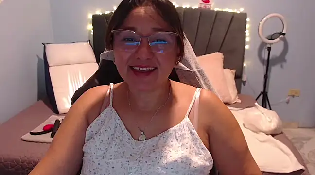 AngelRouss online show from 28, 2, 2025