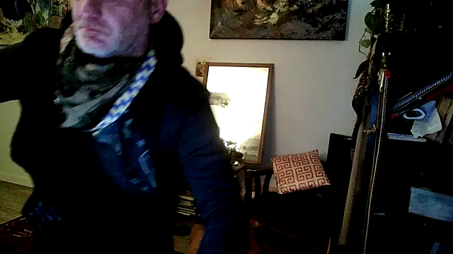 SilverandFox online show from 12, 1, 2025