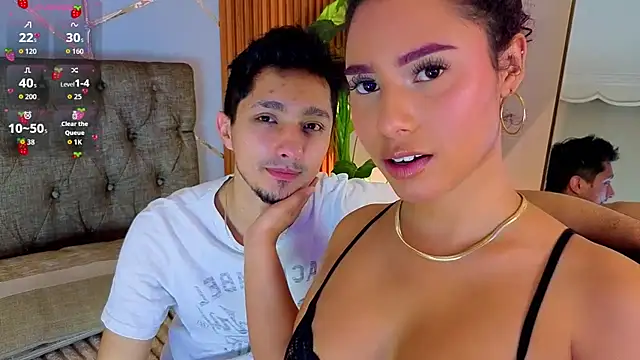 Snapshot of charlottee_white chatting on 25, 6, 2026 charlottee white online show from 25, 6, 2026
